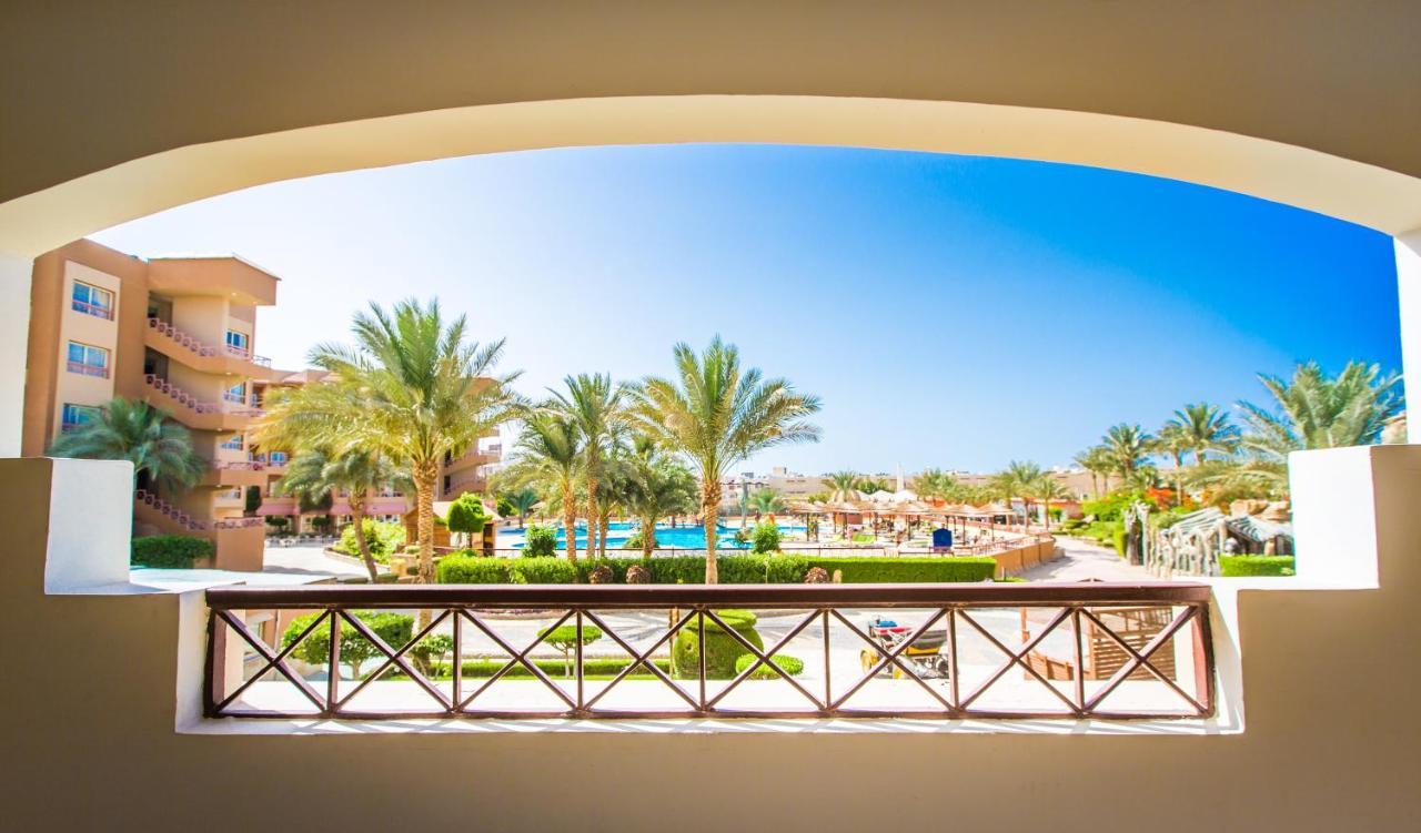 Seagull Beach Resort - Families And Couples Only Hurghada Esterno foto