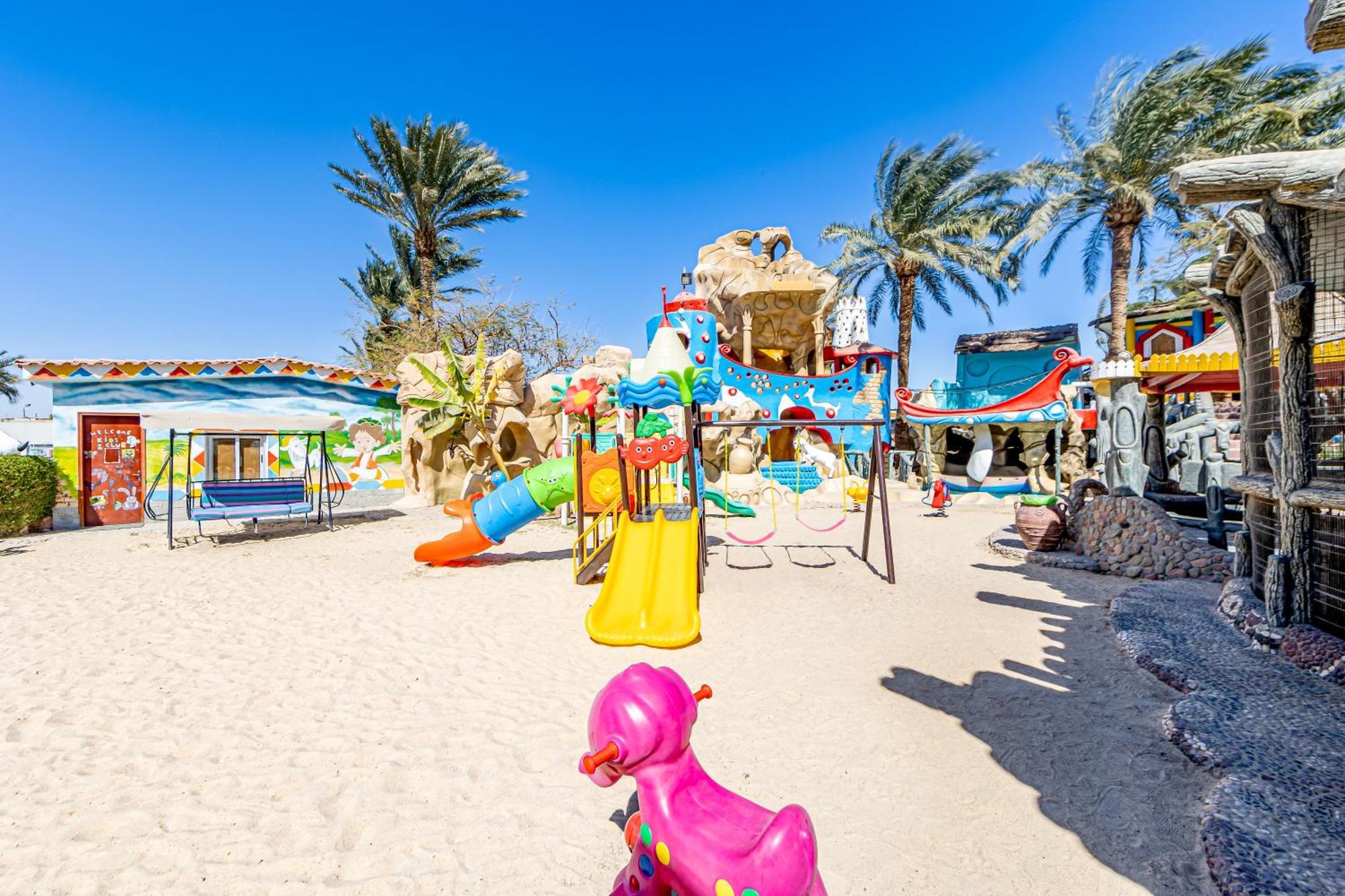 Seagull Beach Resort - Families And Couples Only Hurghada Esterno foto
